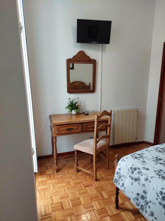Residencial Real - Antiga Rosas Bed and Breakfast Vila Real Buitenkant foto